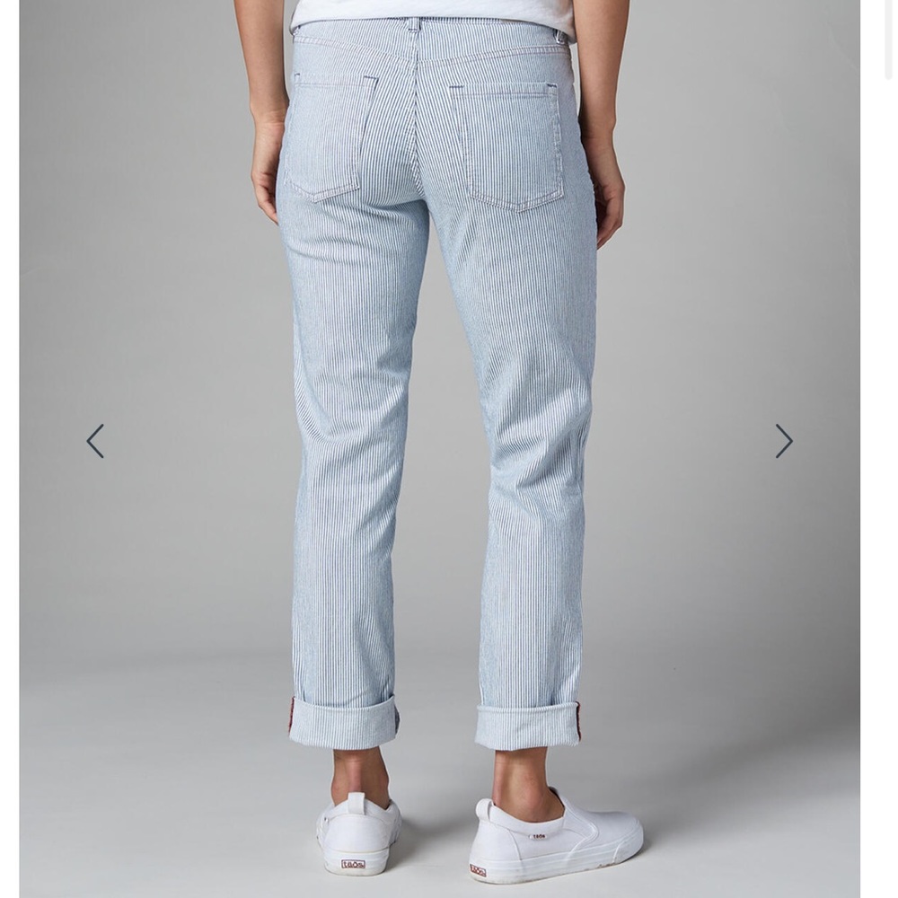 Jag Counter Girlfriend Jeans in Railroad Pinstripe Bleach-Wash Size 22W NWT - Picture 3 of 16